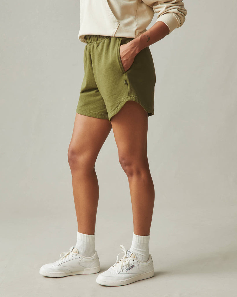Women's Curved Hem Short - Capulet Olive