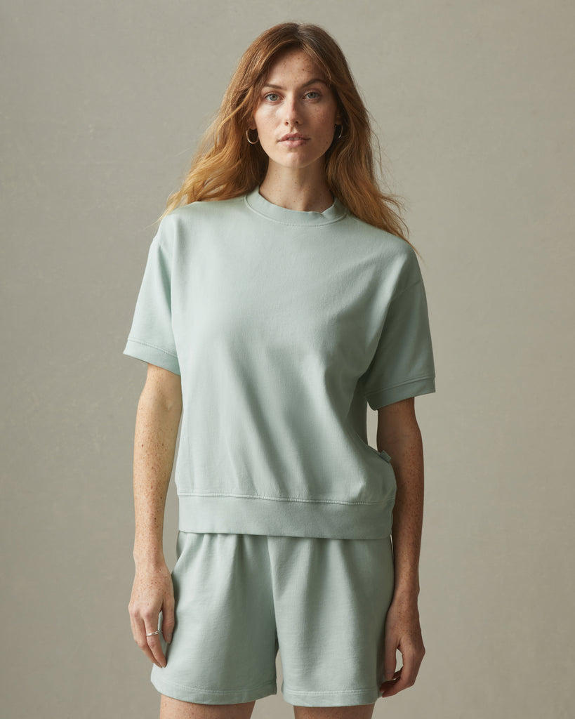 W1-7B-17-AQG_9300_1024x1024.