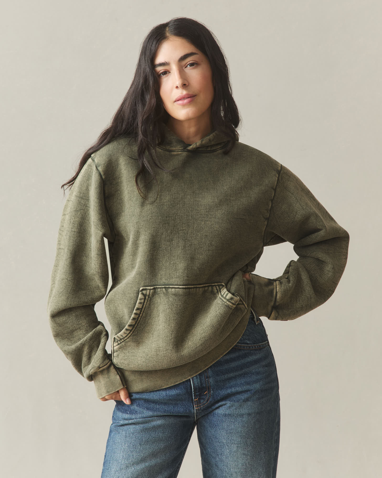 Unisex American Vintage Pullover - Mineral Wash Deep Olive