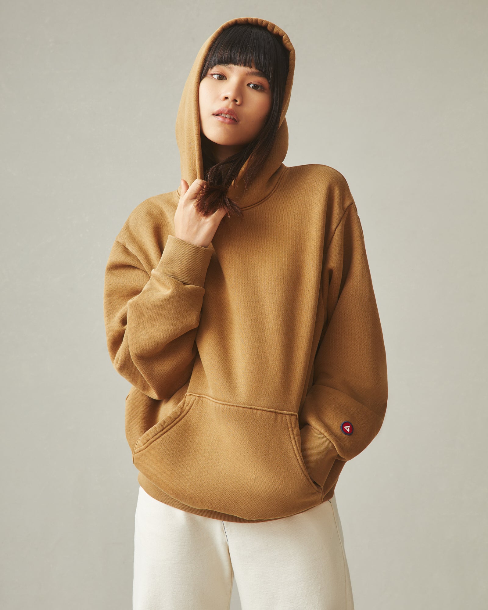 Unisex American Vintage Pullover - Tan