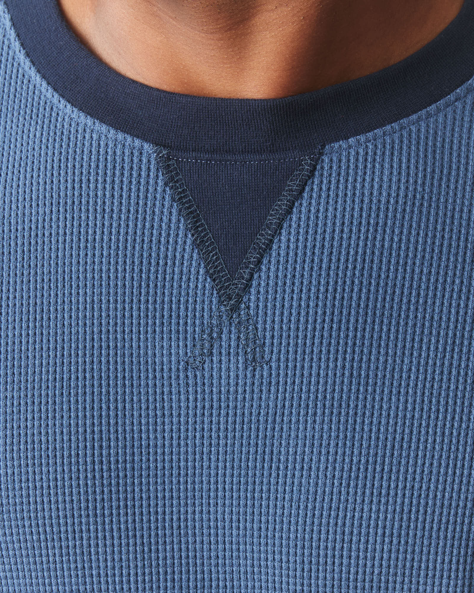 Men's Colorblock Summit Waffle Long Sleeve Crew - Marine Navy Oxford B