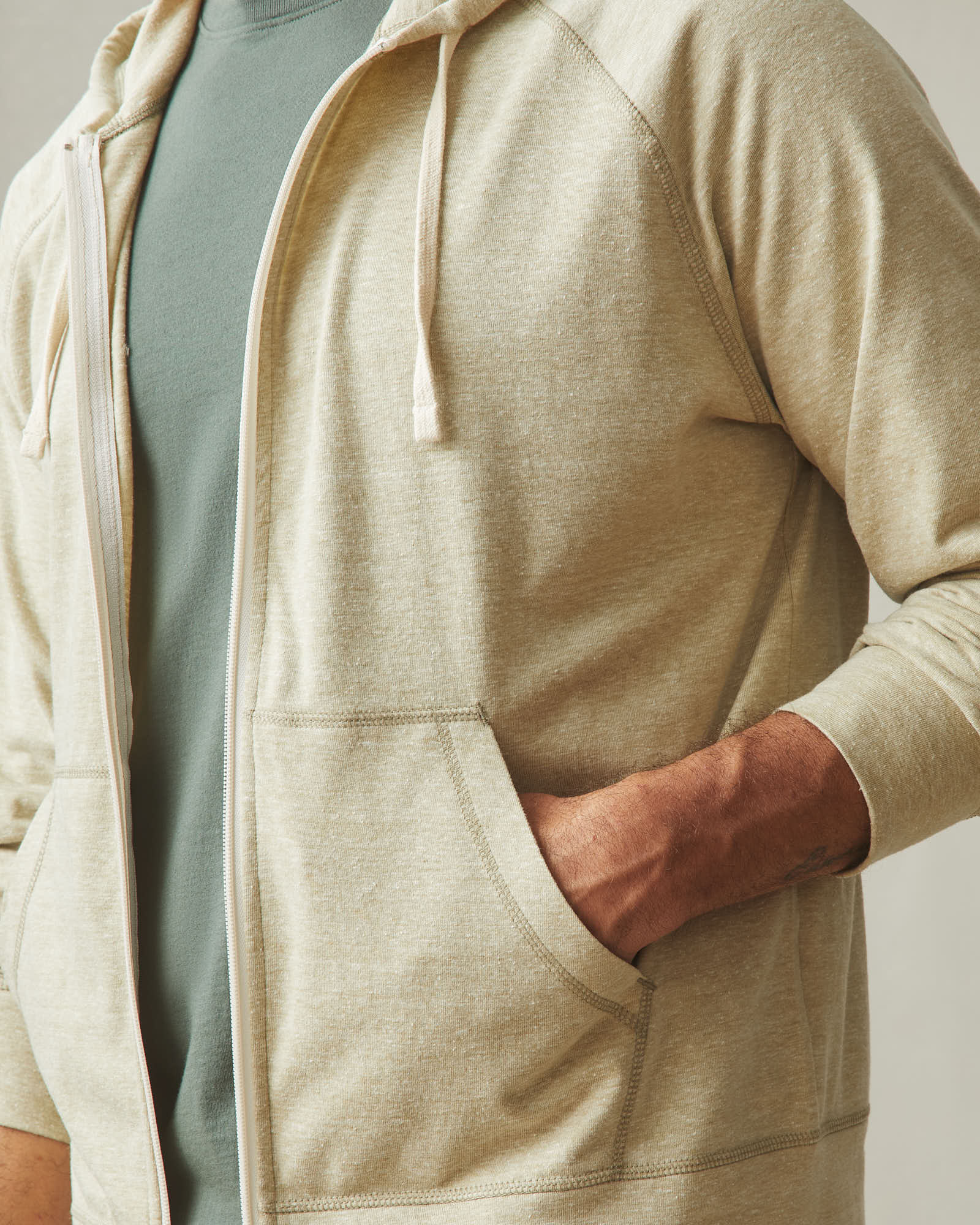 Men's Lightweight Full Zip - Buckwheat Heather Men's Lightweight Full Zip - Buckwheat Heather