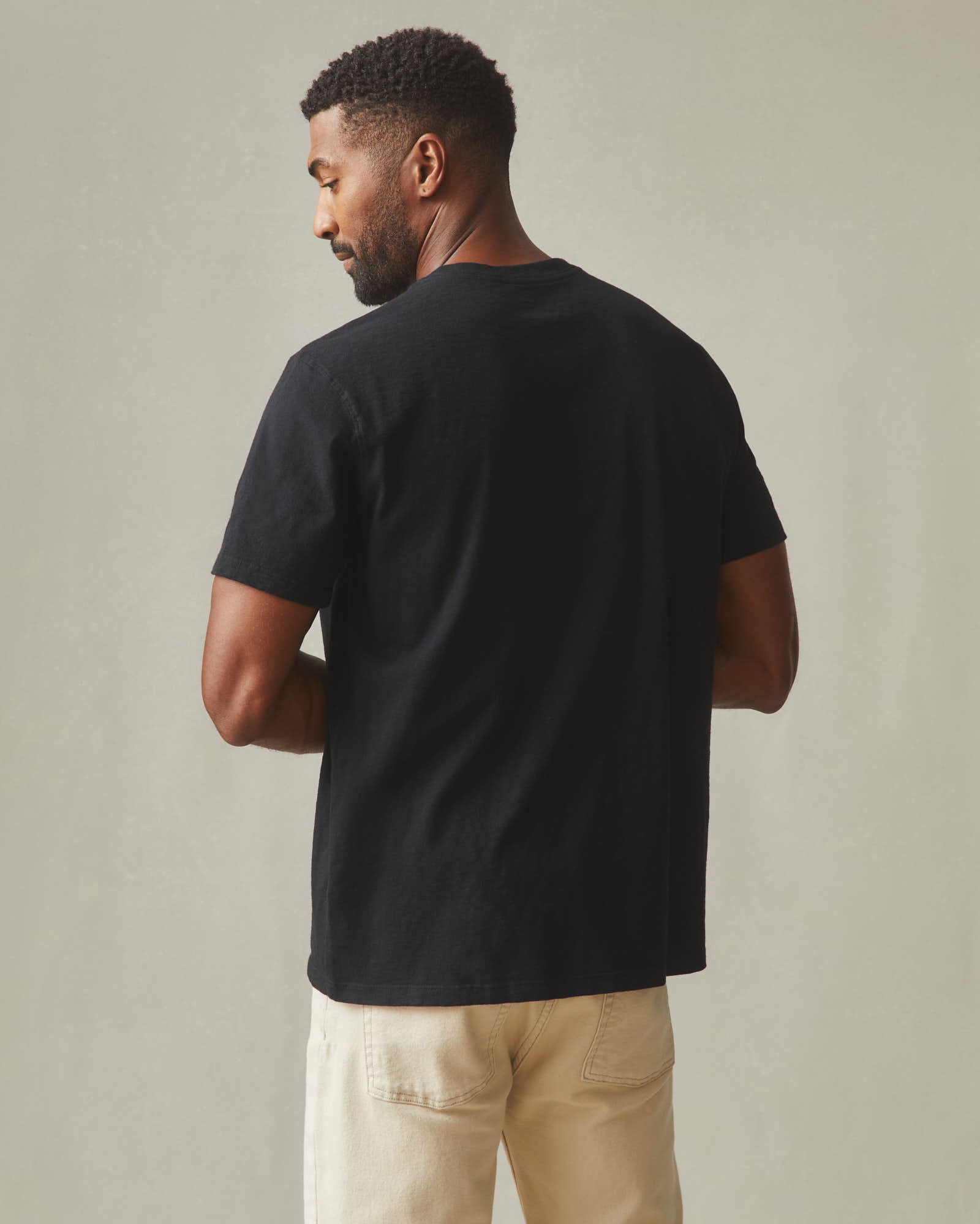 American Apparel Men's V-Neck T-Shirt - Soft Cotton, Machine Washable (XL, Black) - View #4