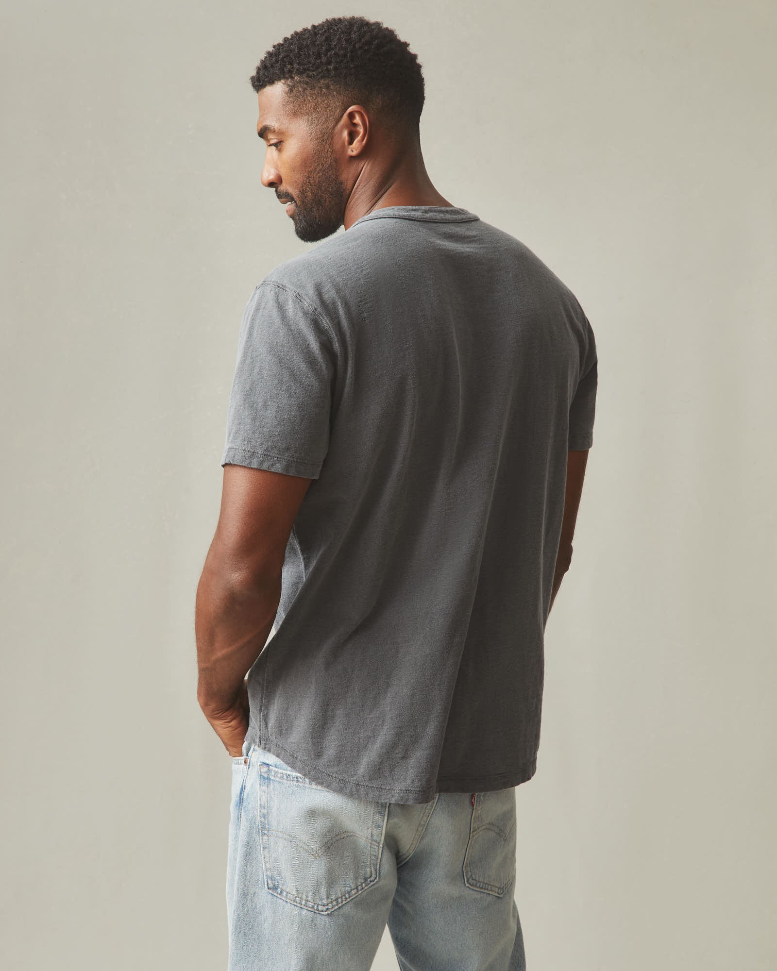 Men's Broken-In Premium Slub Henley - Washed Dark Charcoal