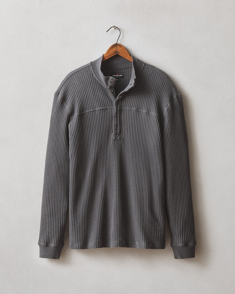 Men’s Waffle Yoke Henley Tee