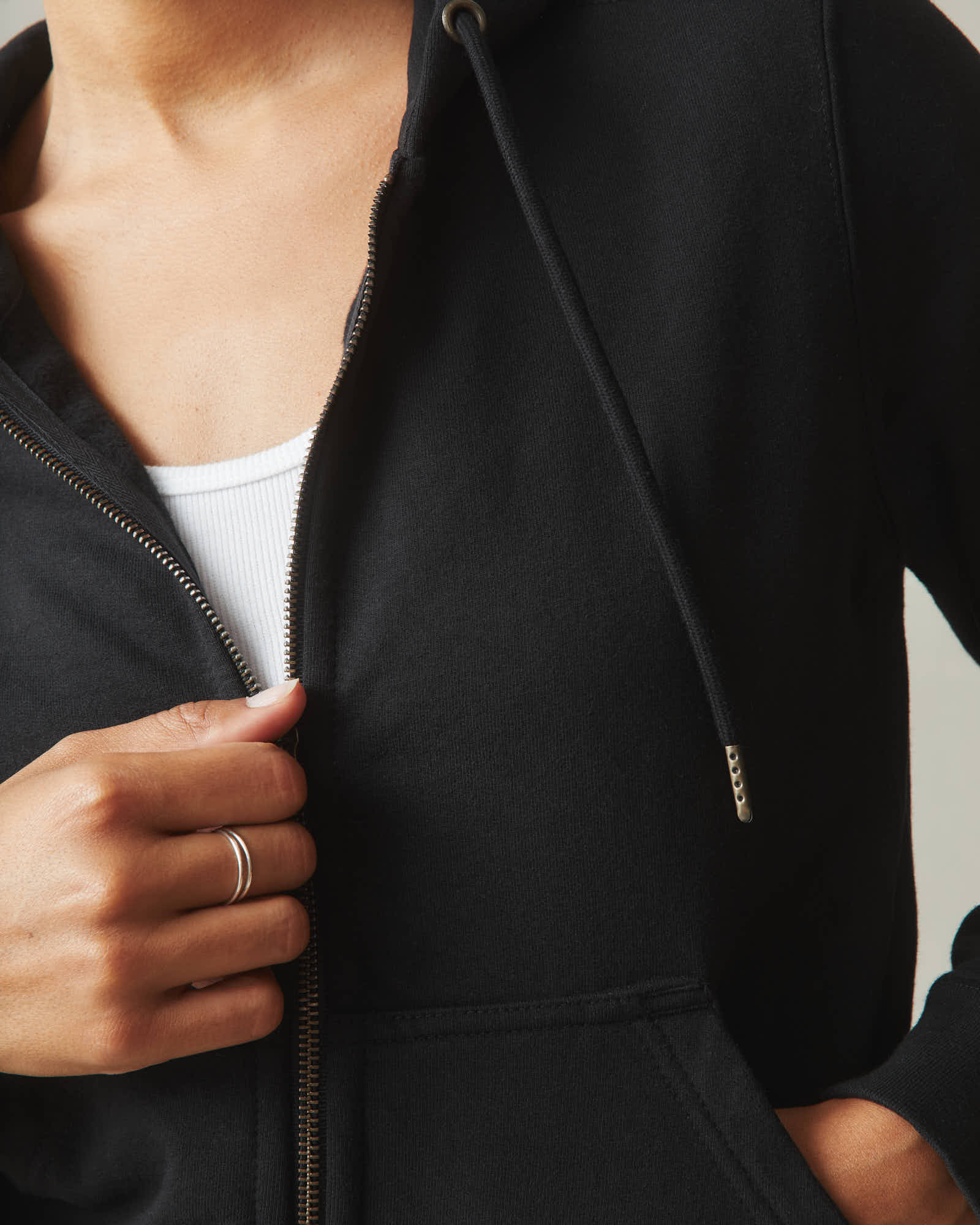 Women's Relaxed Classic Full Zip - Black