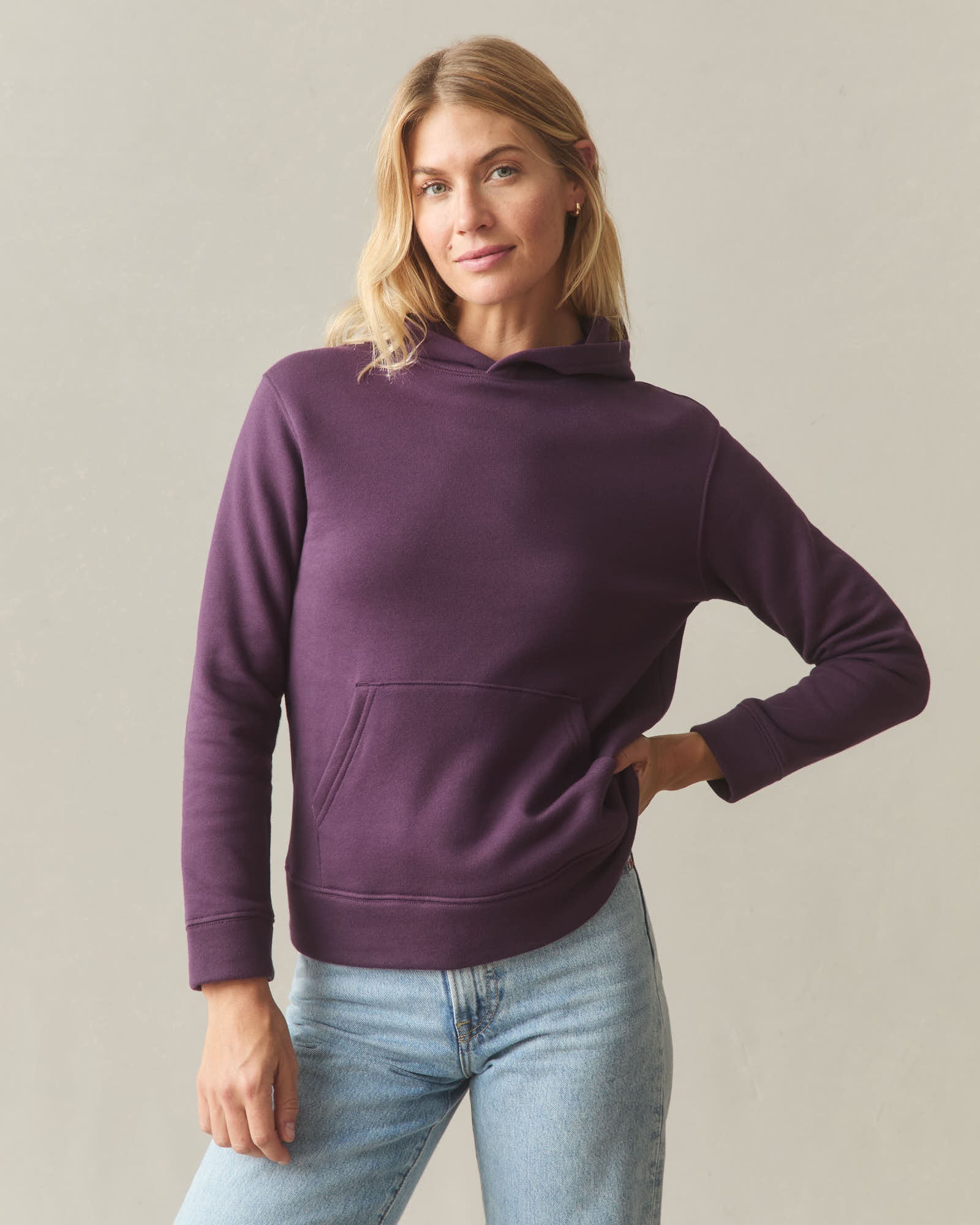 Women's Midweight Pullover - Blackberry Wine