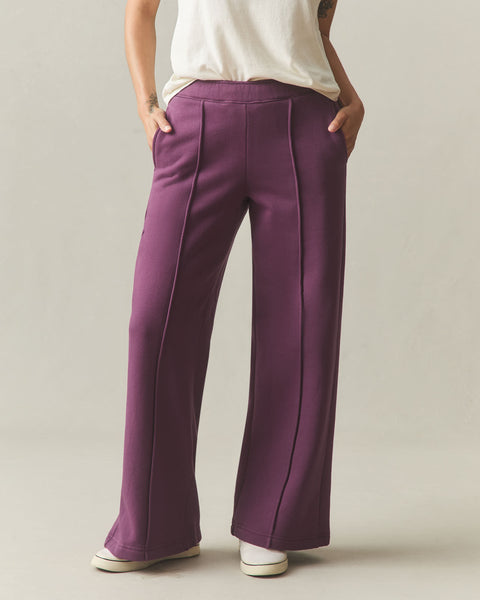 Women's Pintuck Flare Pant - Italian Plum