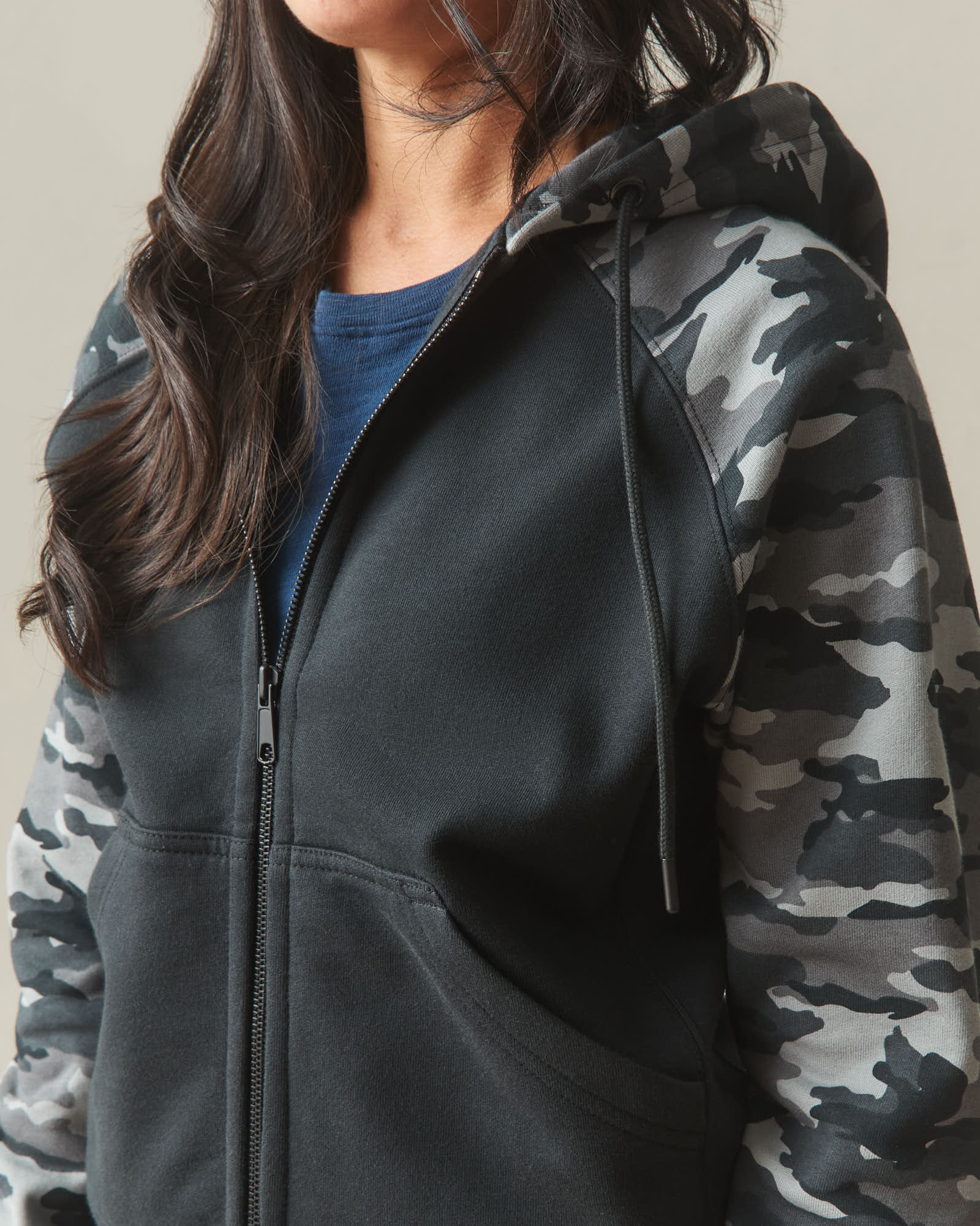 Women's Raglan Classic Full Zip - Black Camo