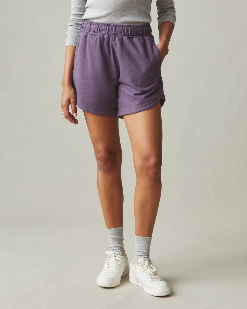 Women’s Curved Hem Short