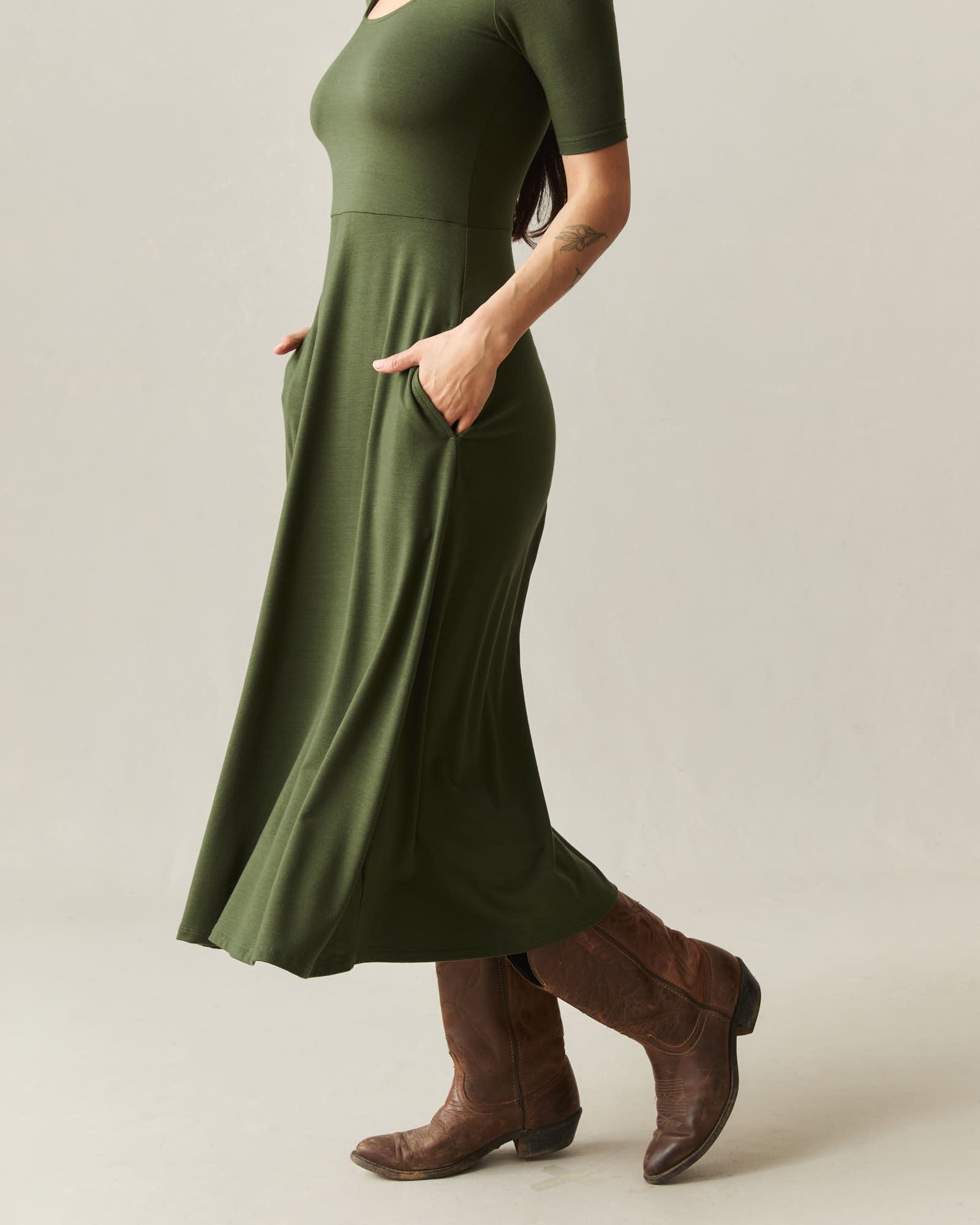 Women's Short Sleeve Flex Dress