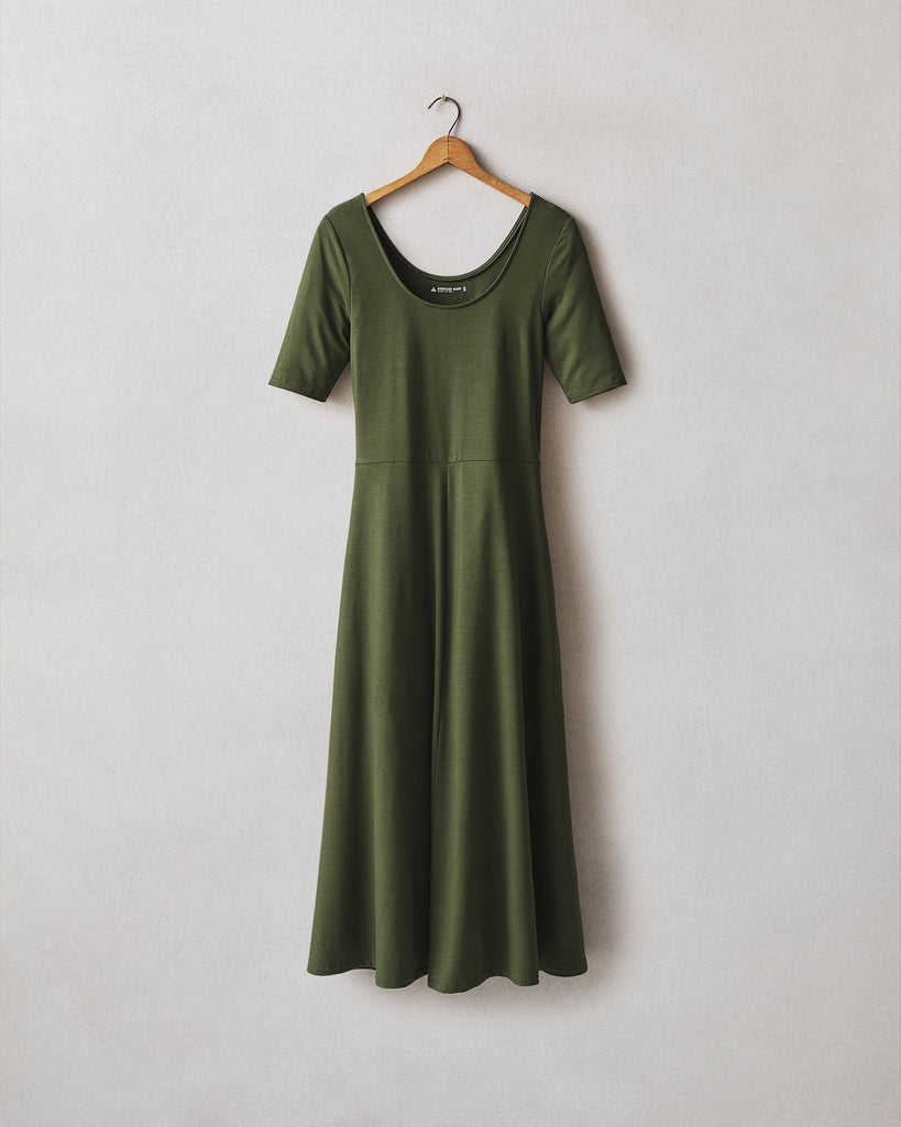 Women’s Short Sleeve Flex Dress