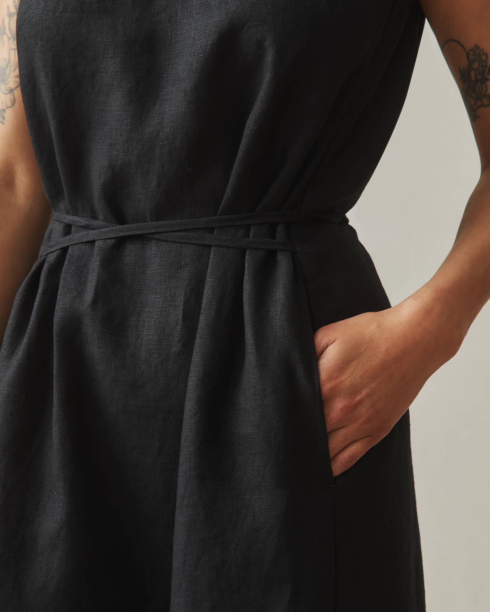 Women's Linen Tie Dress