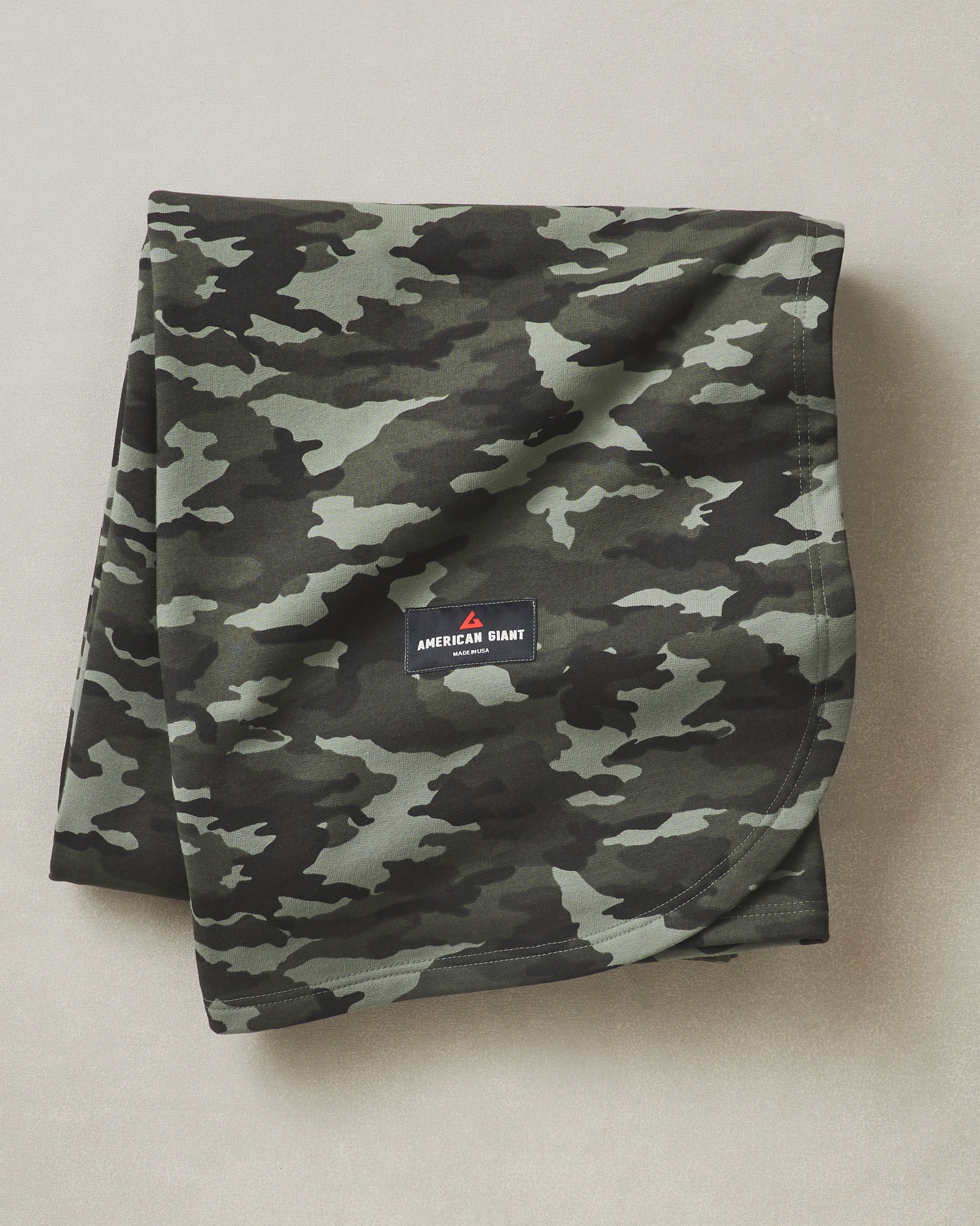 Heavyweight Stadium Blanket Forest Camo
