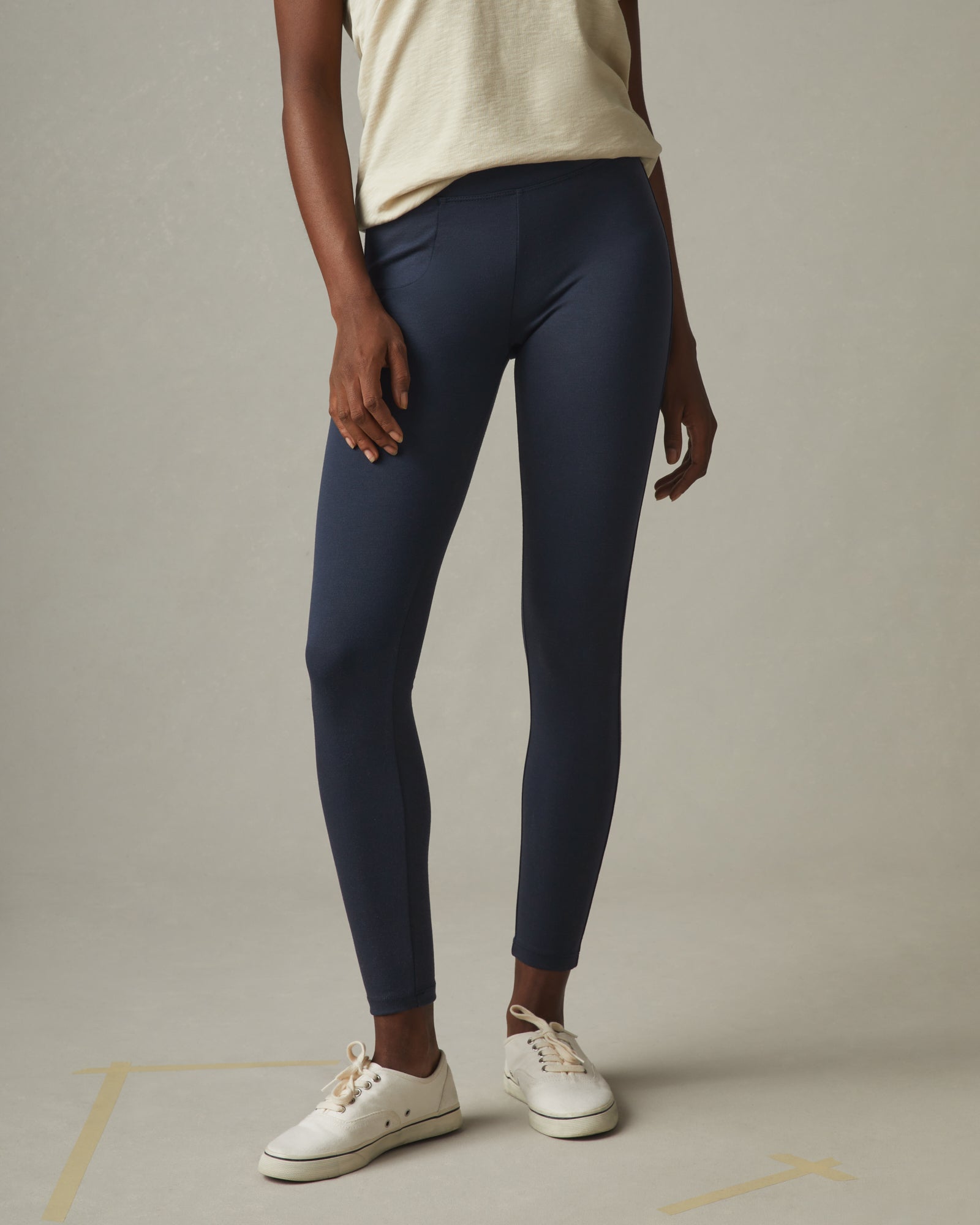 On-The-Go PowerHold® High-Waisted Capri