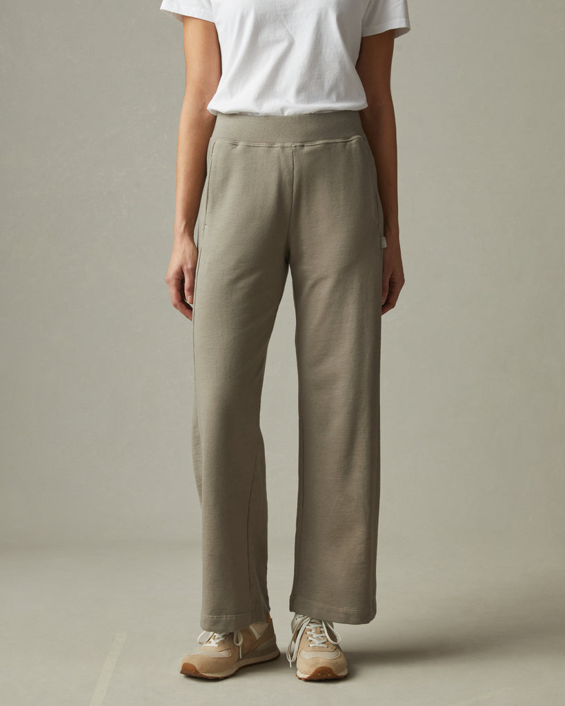 Women’s French Terry Straight Sweatpant