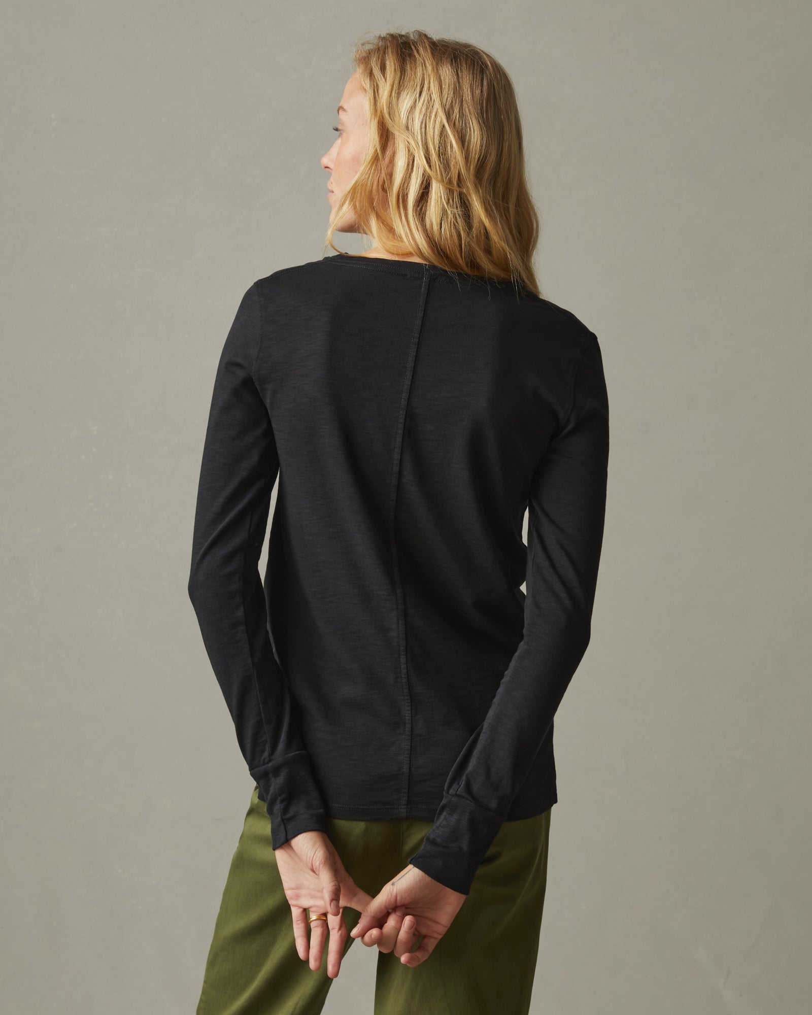 Premium Slub V-Neck Tee Long Sleeve - Black | American Giant